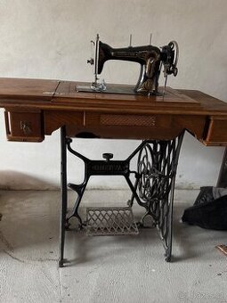 Šicí stroj Minerva