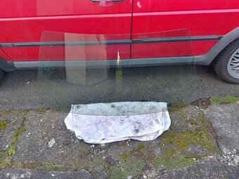 VW Golf mk2 čelní okno