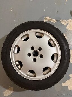 Originál Alu disk Audi 7,5J x 16 H2 et 45 Ronal - 4D0601025A