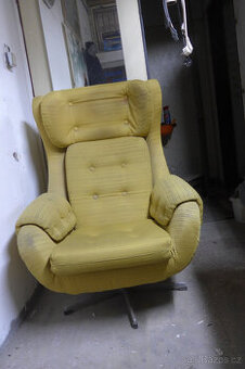 Staré Otačecí Křeslo