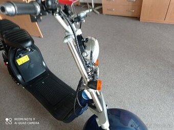 Elektro skútr HECHT cocis