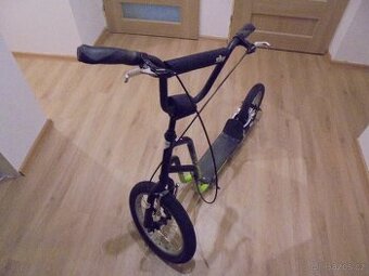 Yedoo city koloběžka zelenočerná