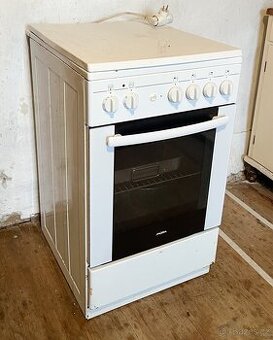 Kombinovaný sporák MORA – plyn + elektrická trouba