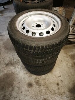 Plechové disky R16 + zimní pneumatiky 205/55/16