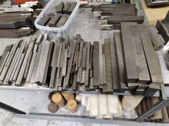 Soustružnické nože