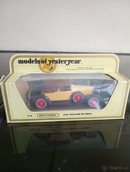 MATCHBOX 1930 PACKARD VICTORIA Y-15