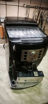 Kávovar DeLonghi Magnifica S ECAM 22.110.B,