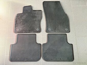 VW Tiguan gumové koberce + vana kufru