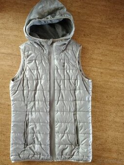 Dámská vesta Puma velikost XS.