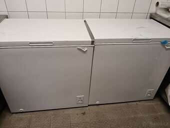 mrazák pultový