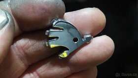 Nabízím tento znak Škoda do držáku Škody Popular