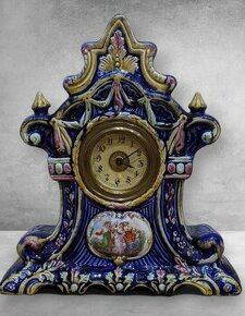 starožitné francouzské kabátové hodiny Majelica