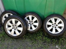 4 ks originál kola Audi A6 8x17 - 1
