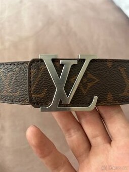 LOUIS VUITTON BROWN MONOGRAM BELT SZ