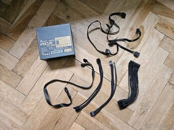 Nefunkční PC zdroj Seasonic Focus GX 650 Gold + kabely