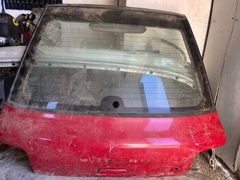 5 dveře Subaru impreza gf8