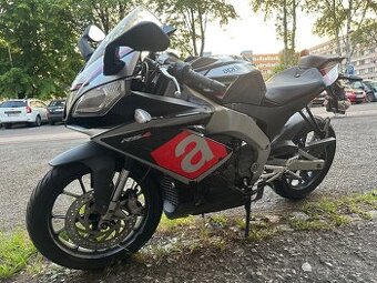 Aprilia rs4 125