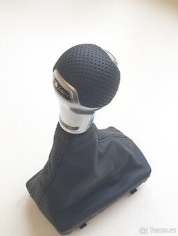 S-line perforovaná řadicí páka S-tronic kulatá