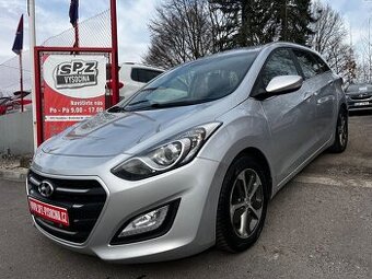 Hyundai i30 1.6CRDi • 81kw • 5/2015 • 1.Majitel • CEBIA