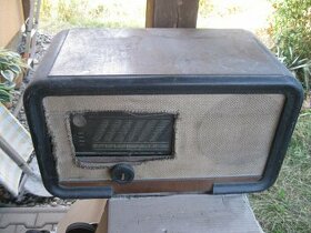 rádio MIKROFONA MK379 - 1939 500kč - 1