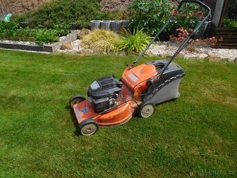 Husqvarna s Pojezdem