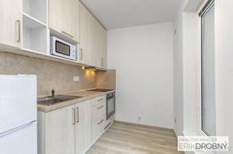 Pronájem bytu 1kk, 33 m2, s parkovacím stáním a terasou