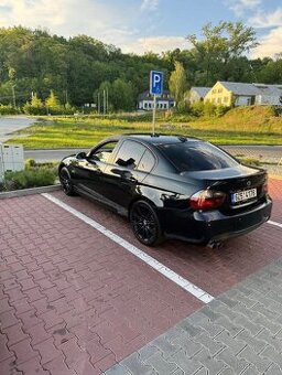 BMW e90