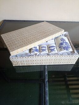 Starožitný porcelánový set