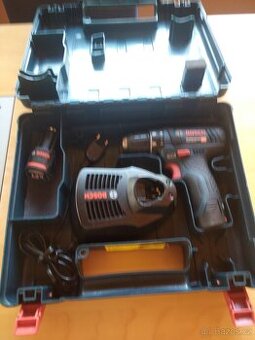 Prodám BOSCH GSR i Aku vrtačka 2x12V 2 0Ah nabíječka př