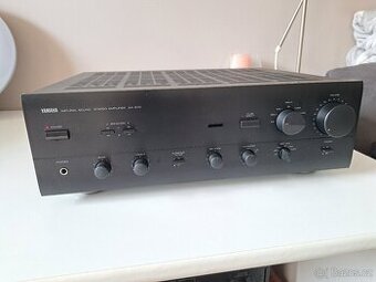Yamaha AX 570 - 1