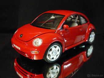 Volkswagen New Beetle VW Bburago 1/18
