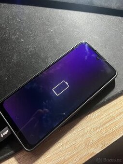 Nefunkční Xiaomi  redmi note 11 pro 5G