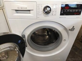 Prodám plně funkční zánovní dig. pračku zn.Bosch--8KG-DOVEZU