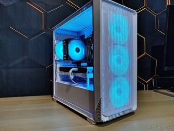 Herní PC RYZEN 5 5600,RX 6700XT 12GB,32GB RAM,1 TB SSD,WIFI