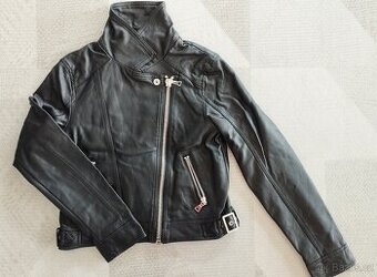 Dívčí kožená bunda, vel. 134/140