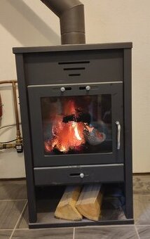 Krbová kamna s výměníkem VICTORIA Triumph B