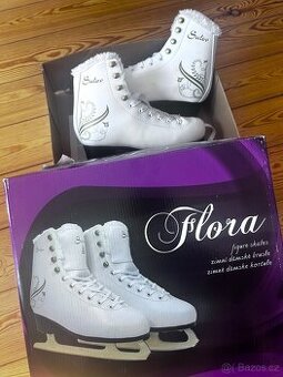 Dámské brusle vel.39 - jednou použité