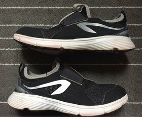 Sportovní tenisky DECATHLON vel. 35