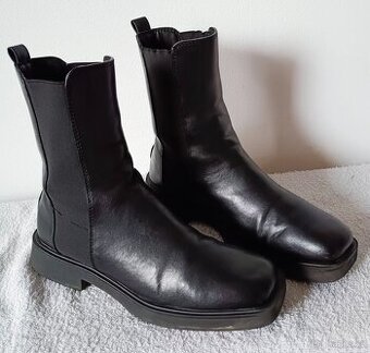 Kožené dámské boty 41