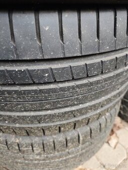 letní pneu bridgestone 275/35 r20