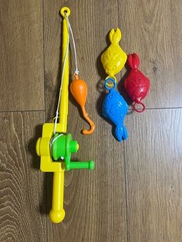 Barbie auto, rybářský prut, kytara