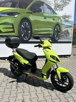 Skútr Aprilia Sportcityone 50