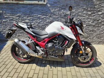 Honda CB750 Hornet