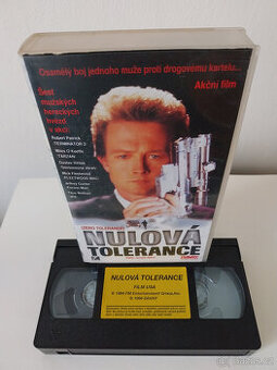 VHS Nulová tolerance 1994 Robert Patrick - 1