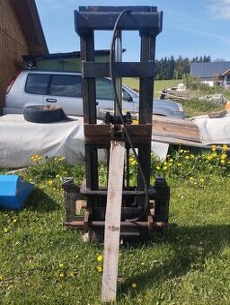 Prodám paletizační vidle za traktor