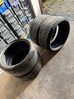 Continental 245/35 R19 zimní