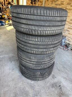 Letní pneu Michelin R19