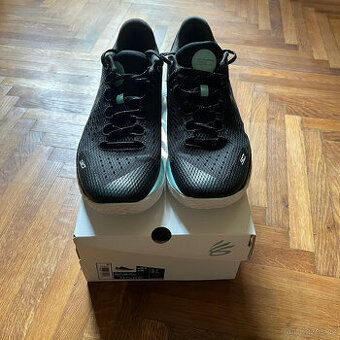 Basketbalové boty Curry 2 Low FloTro vel. 47