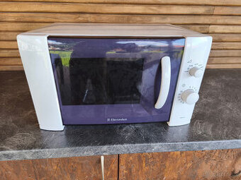Mikrovlnná trouba Electrolux, krásný stav, plně funkční