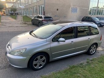 Peugeot 307 SW 2.0 HDi. Rok 2005. 7 místné. Klima